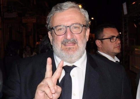 Emiliano è il: " Sindaco di Puglia".