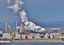 Taranto: "Furto all'Ilva, vigilante e fuggitivo precipitano nel vuoto"
